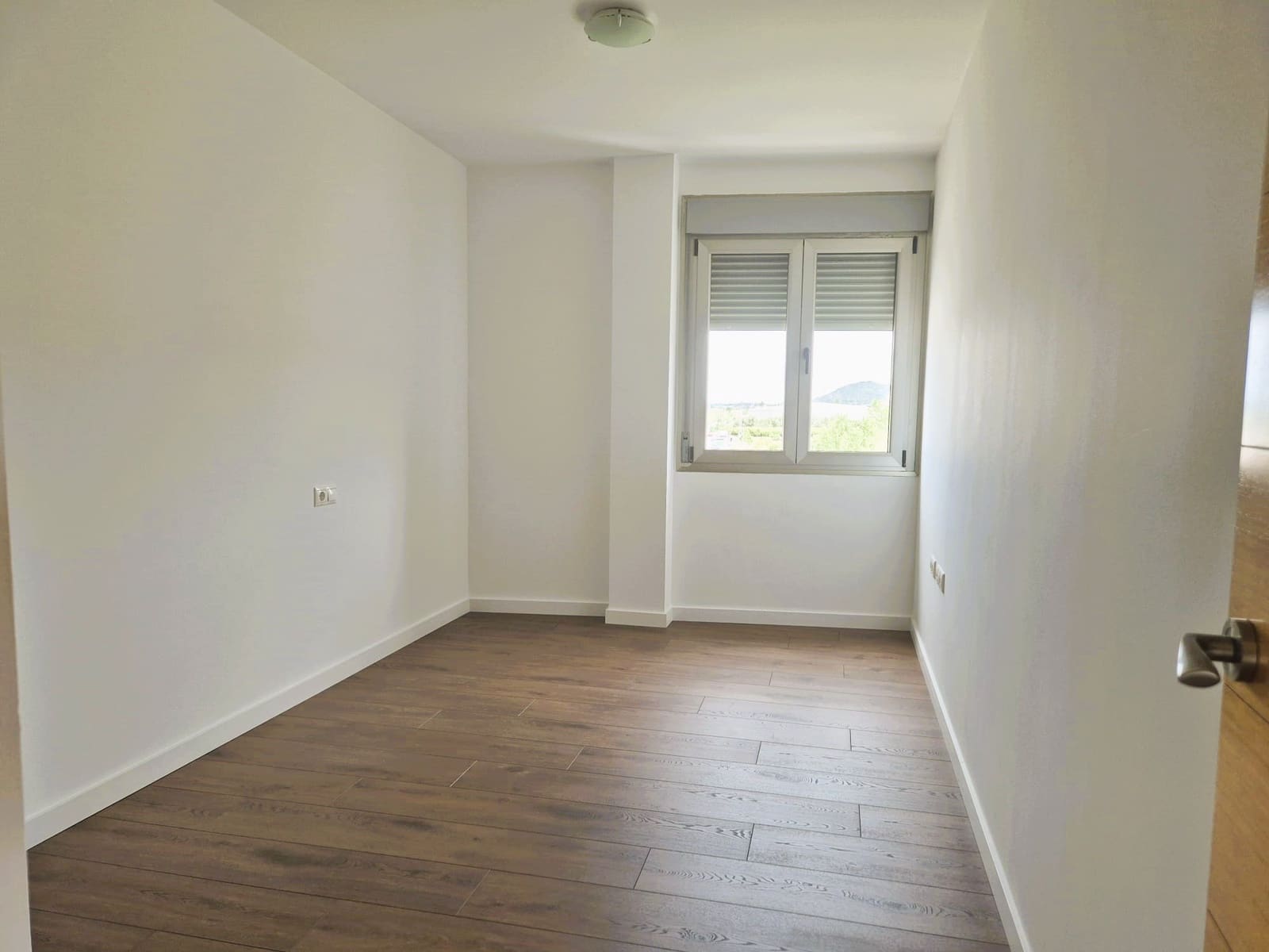 2 bedroom Flat for sale in Pedreguer with garage - € 160,000 (Ref: 9795531)