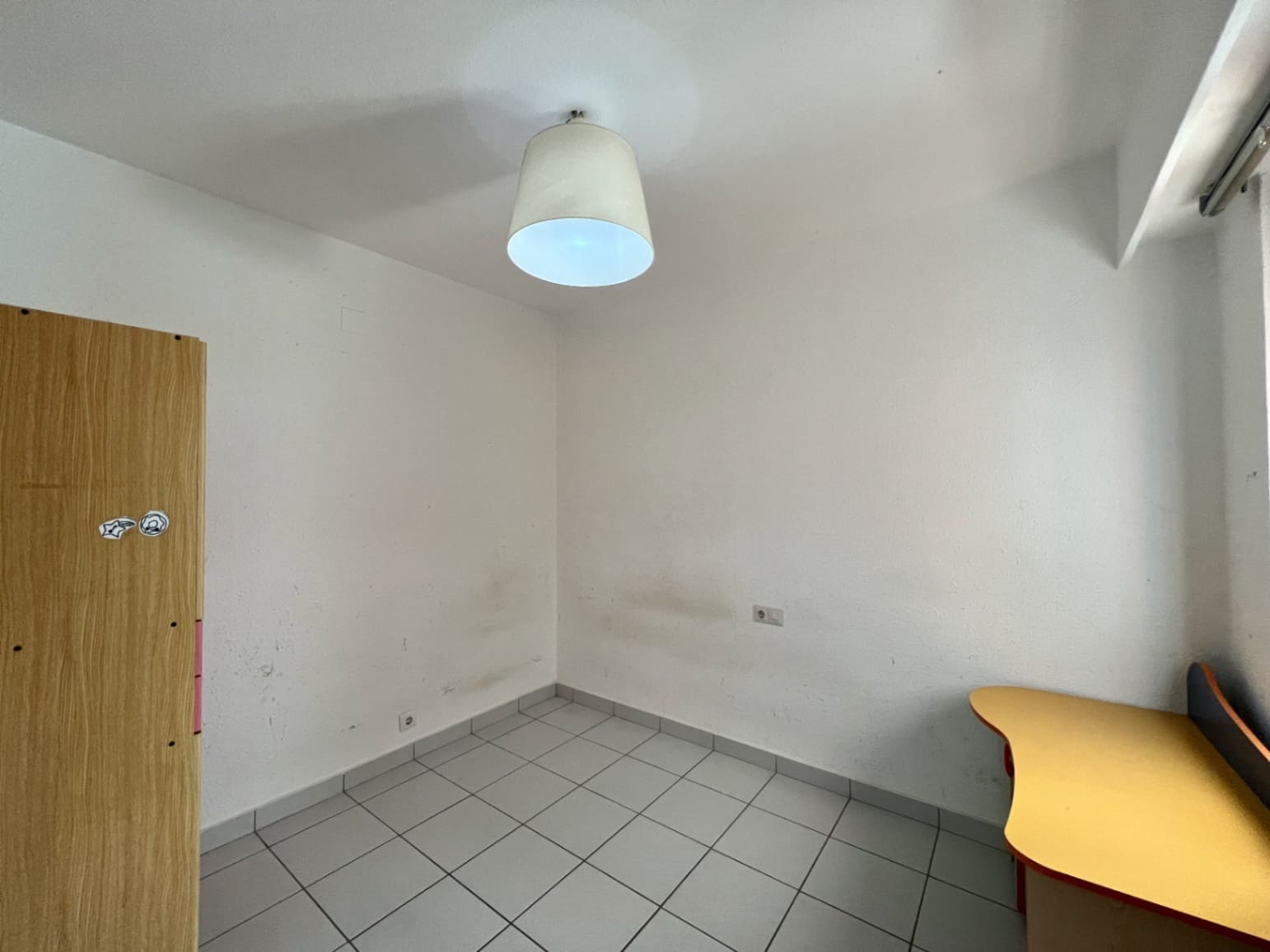 3 bedroom Flat for sale in Gata de Gorgos - € 150,000 (Ref: 9815129)