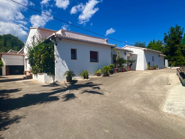 3 soveværelse Finca/Landehus til salg i Pedreguer med swimmingpool garage - € 600.000 (Ref: 9841873)