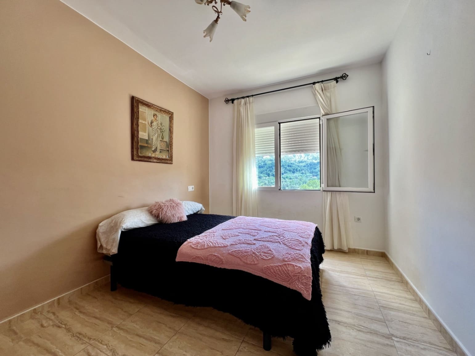 4 soveværelse Villa til salg i Pedreguer med swimmingpool garage - € 599.000 (Ref: 9841874)