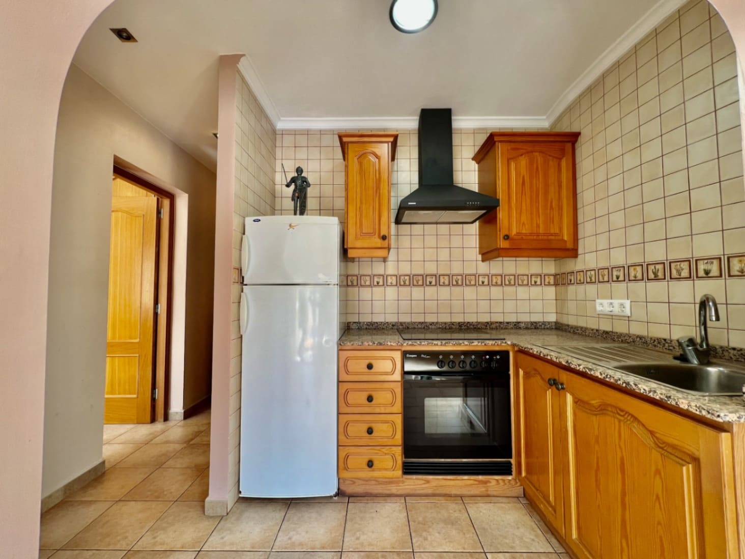 4 soveværelse Villa til salg i Pedreguer med swimmingpool garage - € 599.000 (Ref: 9841874)