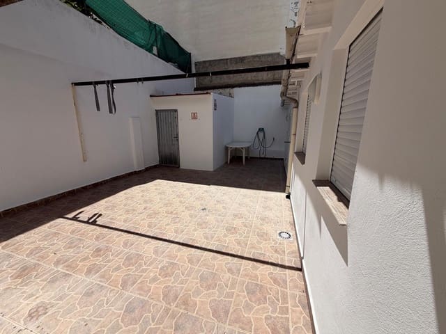 3 sovrum Lägenhet till salu i Orba - 144 000 € (Ref: 9863567)