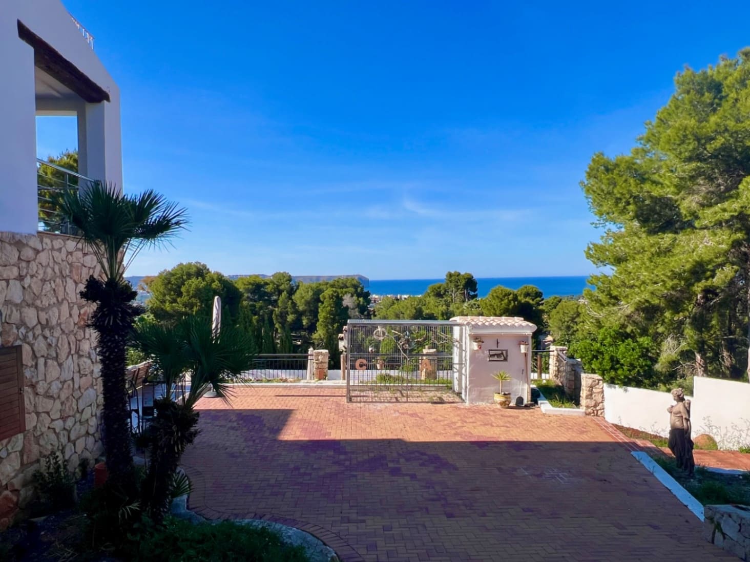 4 quarto Moradia para venda em Javea / Xabia com piscina garagem - 1 799 000 € (Ref: 9866206)