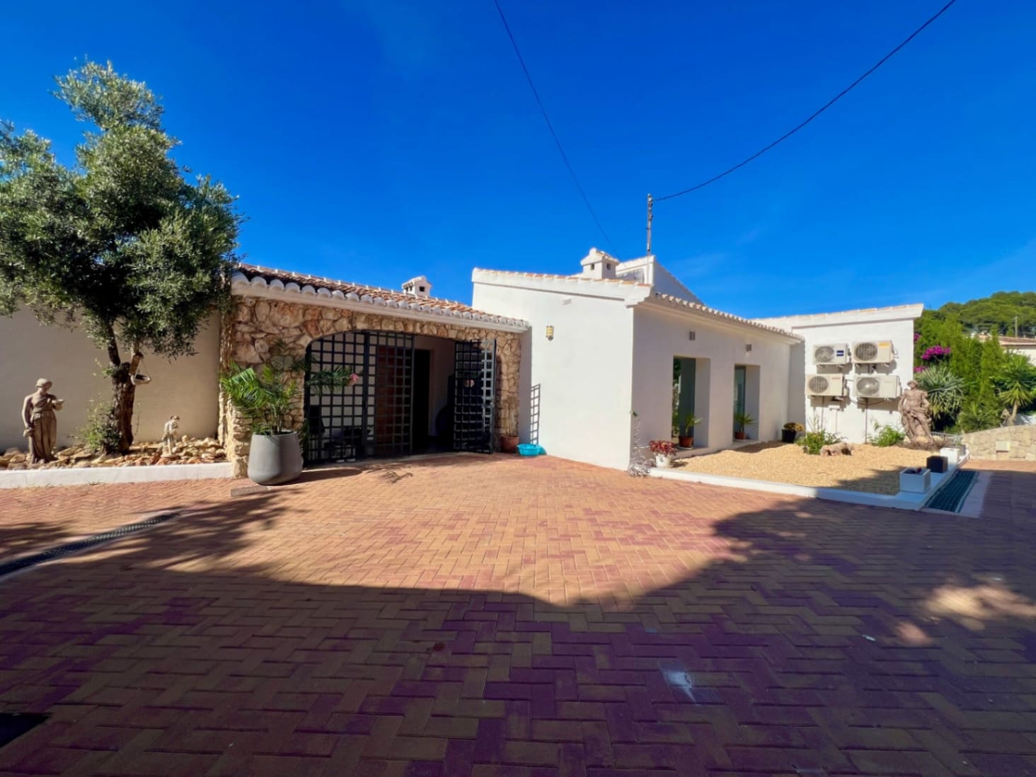 4 quarto Moradia para venda em Javea / Xabia com piscina garagem - 1 799 000 € (Ref: 9866206)