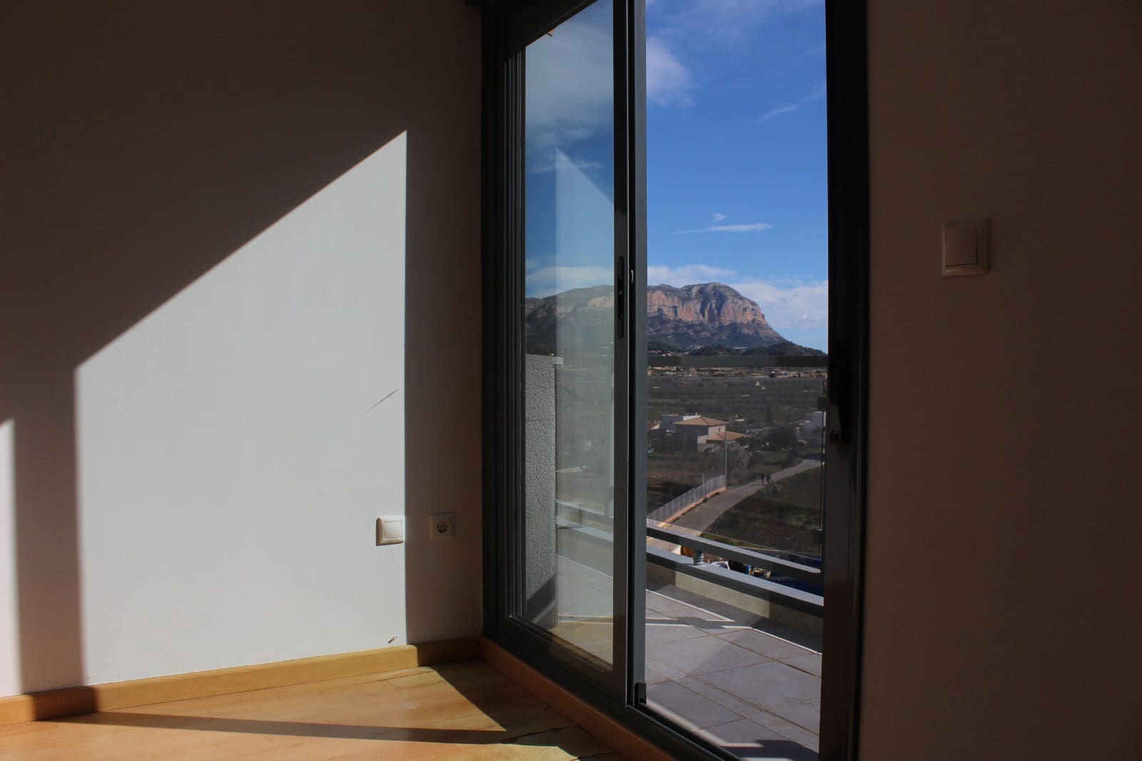 4 bedroom Penthouse for sale in Pedreguer with pool - € 289,000 (Ref: 9882632)