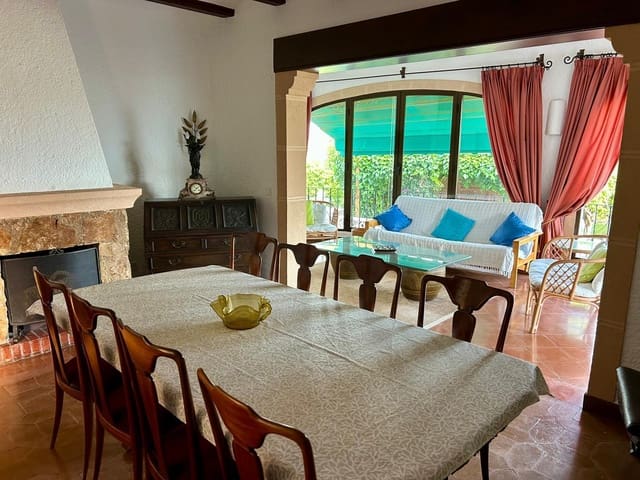 4 sovrum Villa till salu i Dénia med pool garage - 695 000 € (Ref: 9891240)