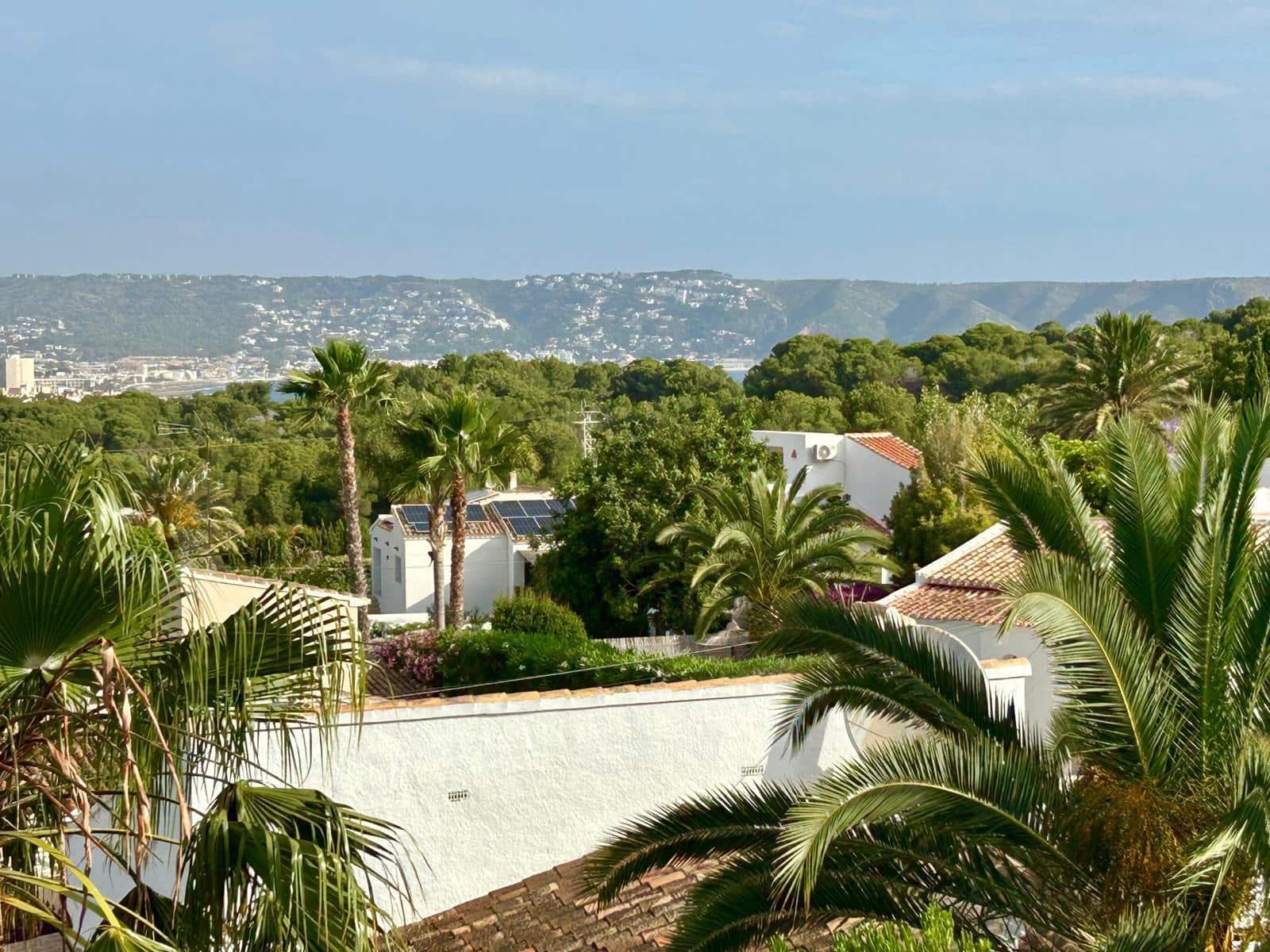 4 sovrum Villa till salu i Denia med pool garage - 695 000 € (Ref: 9891240)