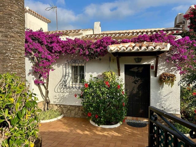 4 sovrum Villa till salu i Dénia med pool garage - 695 000 € (Ref: 9891240)