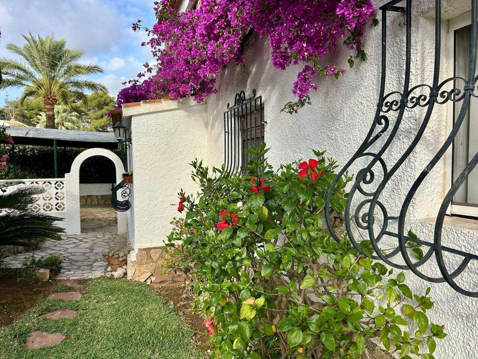 4 sovrum Villa till salu i Denia med pool garage - 695 000 € (Ref: 9891240)