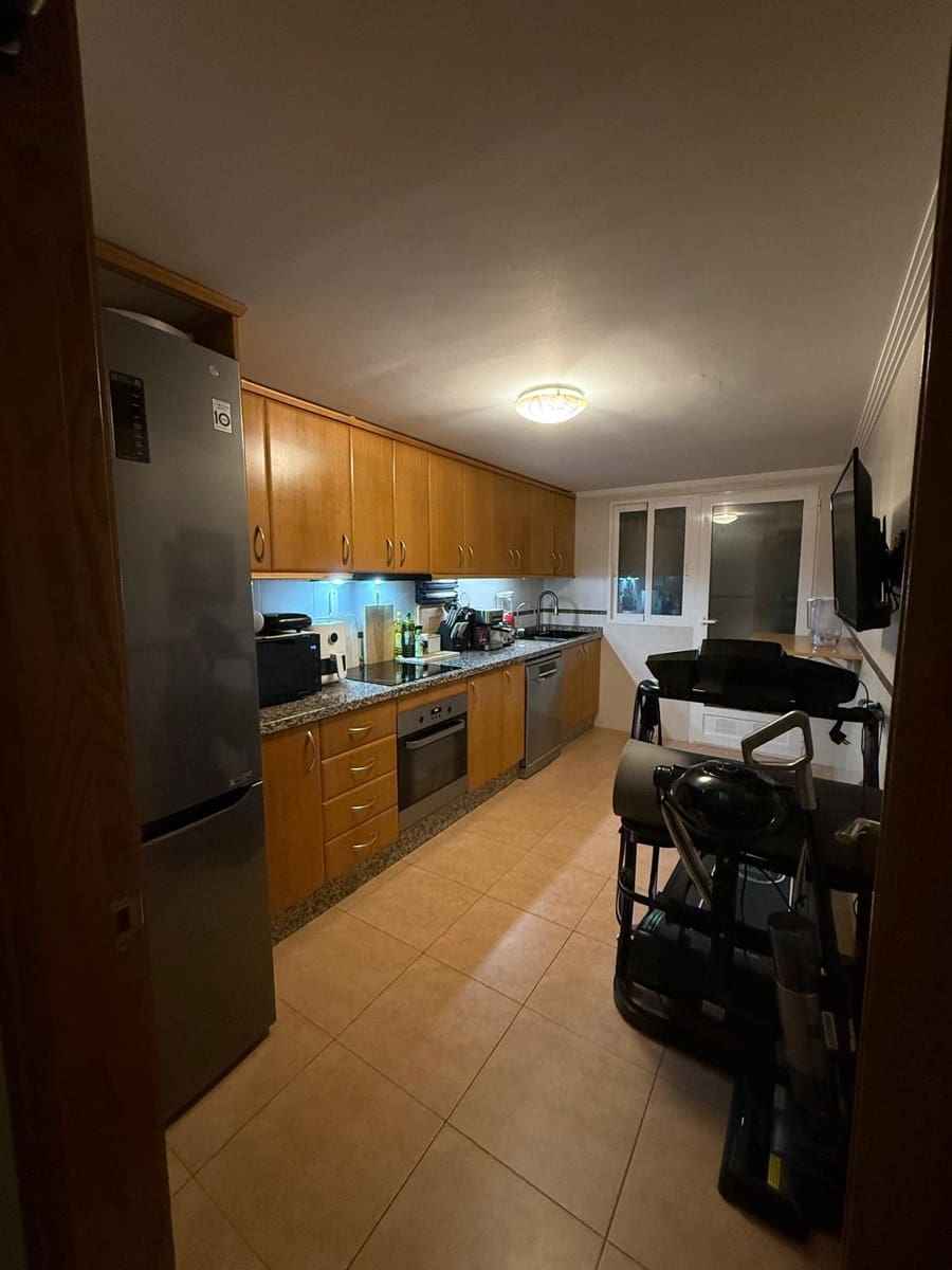 3 bedroom Flat for sale in Pedreguer with pool - € 240,000 (Ref: 9905281)