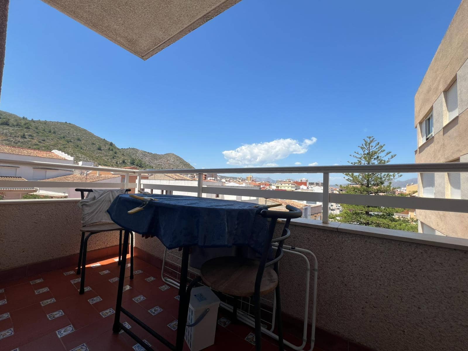 3 bedroom Flat for sale in Pedreguer with garage - € 215,000 (Ref: 9911988)