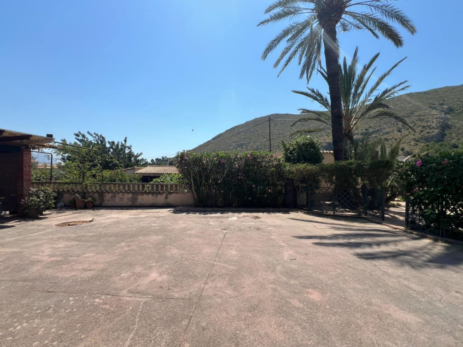 7 bedroom Villa for sale in Pedreguer with pool garage - € 550,000 (Ref: 9911989)