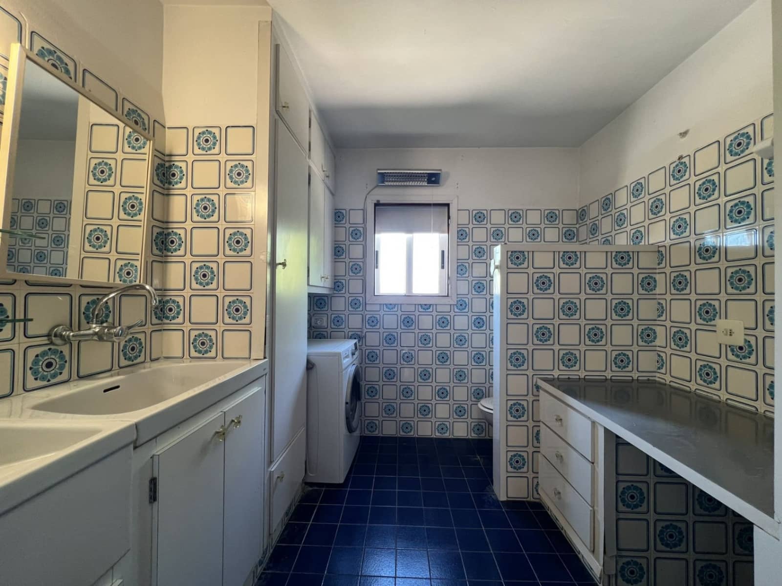 7 bedroom Villa for sale in Pedreguer with pool garage - € 550,000 (Ref: 9911989)