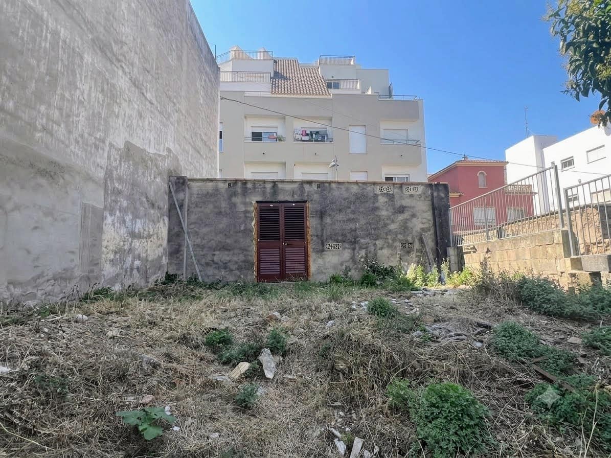 Casa em Banda para venda em Ondara com garagem - 160 000 € (Ref: 9946754)