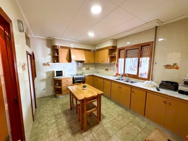 3 soveværelse Byhus til salg i Pedreguer - € 250.000 (Ref: 9948851)