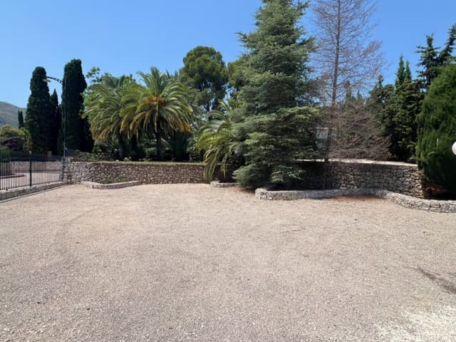 Villa til salg i Pego med swimmingpool - € 950.000 (Ref: 9991504)