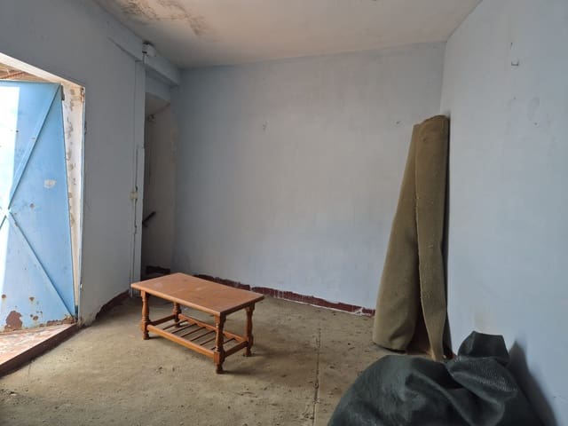 Hus til salgs i Pedreguer - € 150 000 (Ref: 9991850)