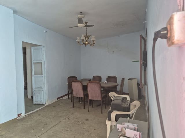 Hus til salgs i Pedreguer - € 150 000 (Ref: 9991850)
