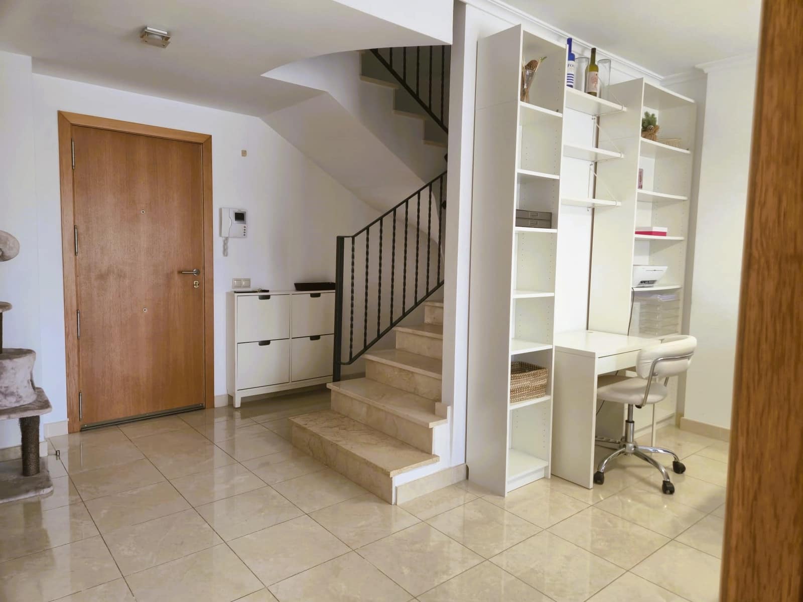 2 slaapkamer Appartement te huur in Pedreguer met garage - € 850 (Ref: 9993602)