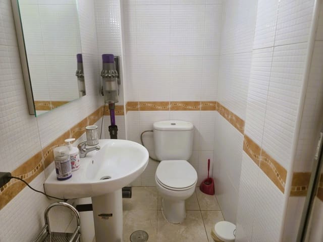 2 slaapkamer Appartement te huur in Pedreguer met garage - € 850 (Ref: 9993602)