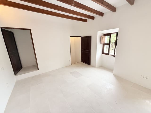 2 bedroom Finca/Country House for sale in Andratx - € 389,000 (Ref: 9325202)