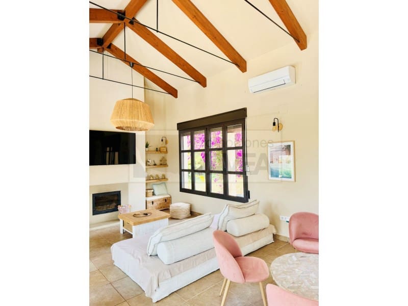 3 soveværelse Villa til salg i Javea / Xabia med swimmingpool - € 1.700.000 (Ref: 10023046)