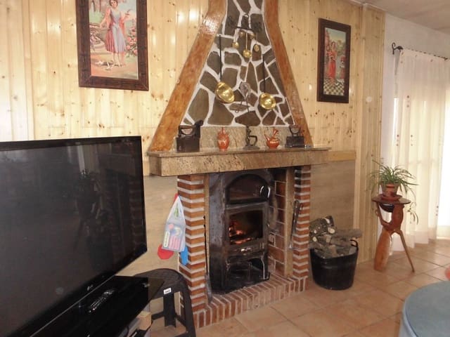 5 Zimmer Finca/Landgut zu verkaufen in Quesada mit Garage - 225.000 € (Ref: 9462737)