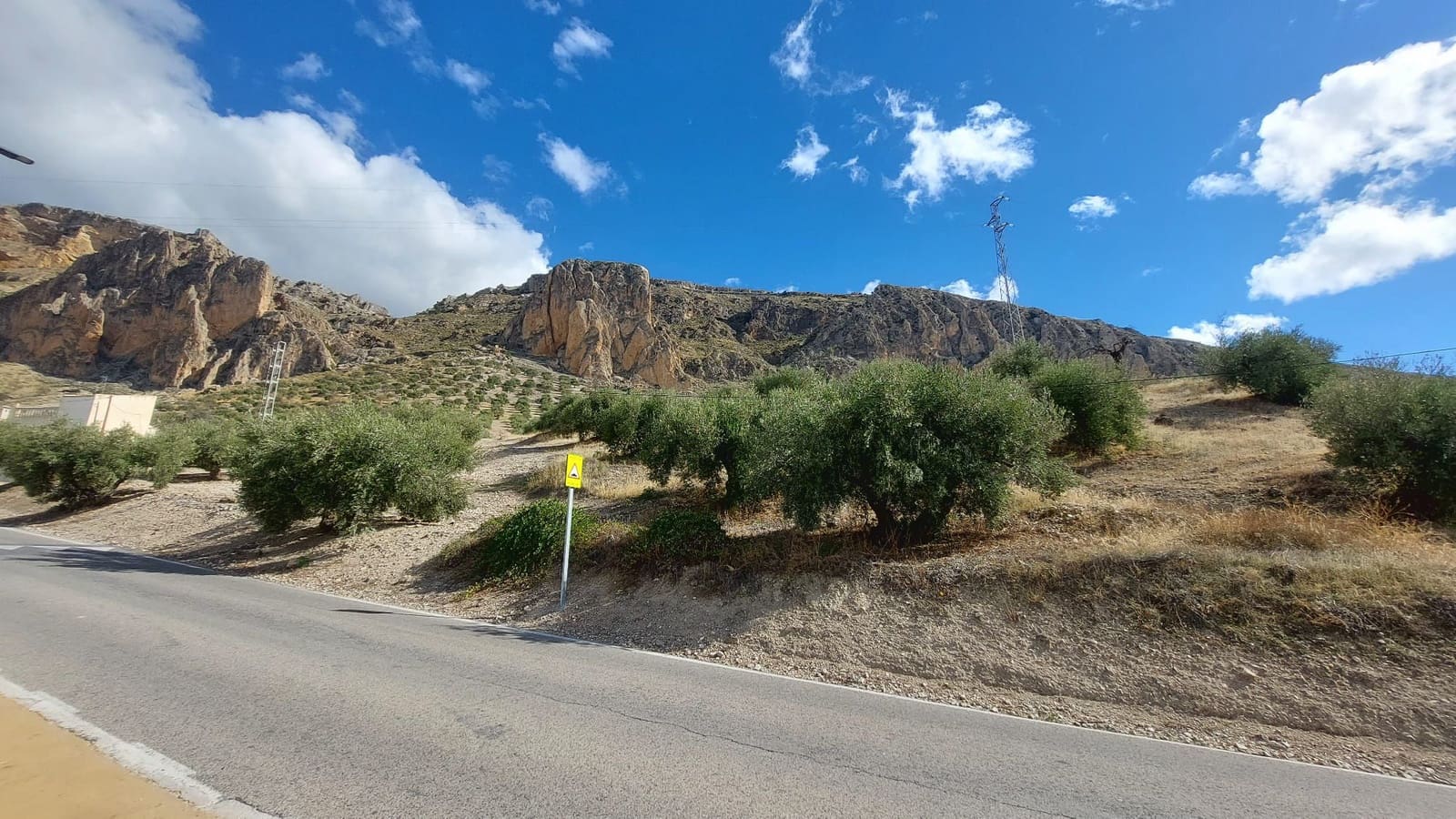 4 Zimmer Haus zu verkaufen in Quesada mit Garage - 60.000 € (Ref: 9462739)