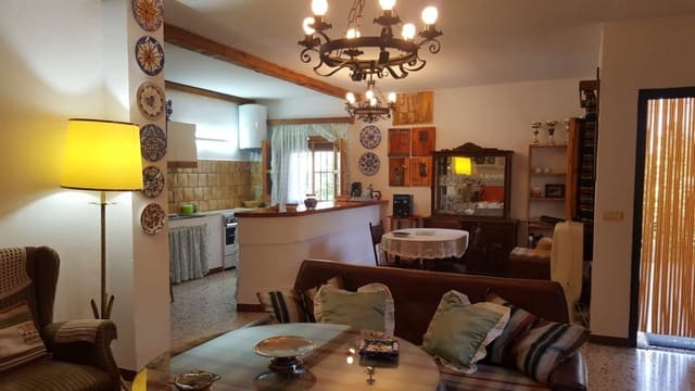 3 Zimmer Finca/Landgut zu verkaufen in Quesada mit Garage - 120.000 € (Ref: 9462740)