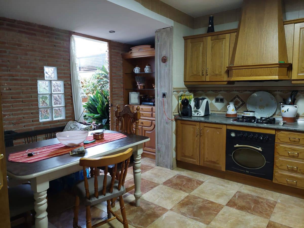 4 Zimmer Haus zu verkaufen in Quesada mit Garage - 220.000 € (Ref: 9462741)