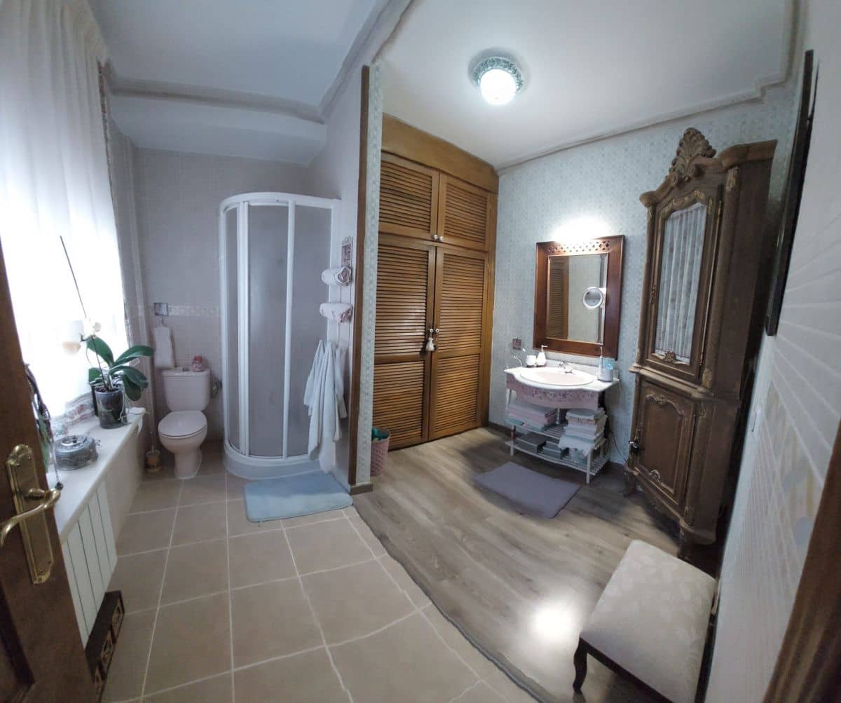 4 Zimmer Haus zu verkaufen in Quesada mit Garage - 220.000 € (Ref: 9462741)