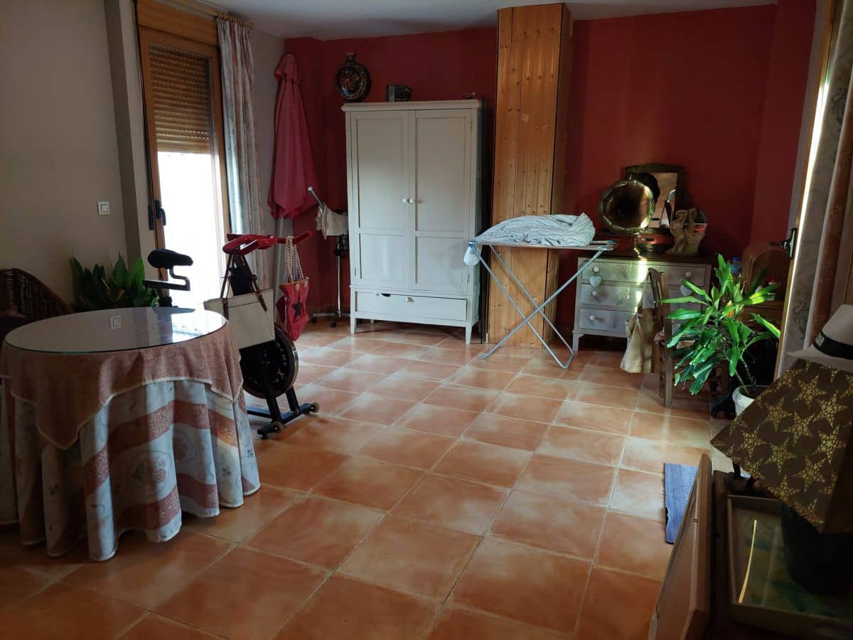 4 Zimmer Haus zu verkaufen in Quesada mit Garage - 220.000 € (Ref: 9462741)