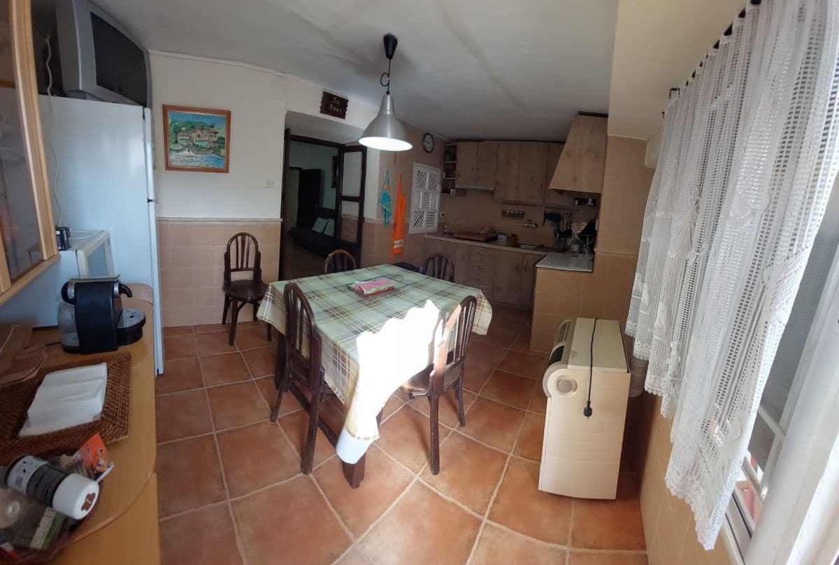 4 Zimmer Haus zu verkaufen in Quesada mit Garage - 51.000 € (Ref: 9462743)