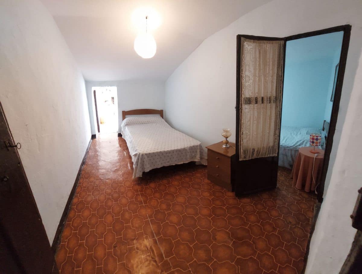 4 Zimmer Haus zu verkaufen in Quesada mit Garage - 51.000 € (Ref: 9462743)