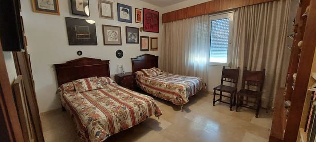 5 soveværelse Byhus til salg i Quesada - € 120.000 (Ref: 9462747)