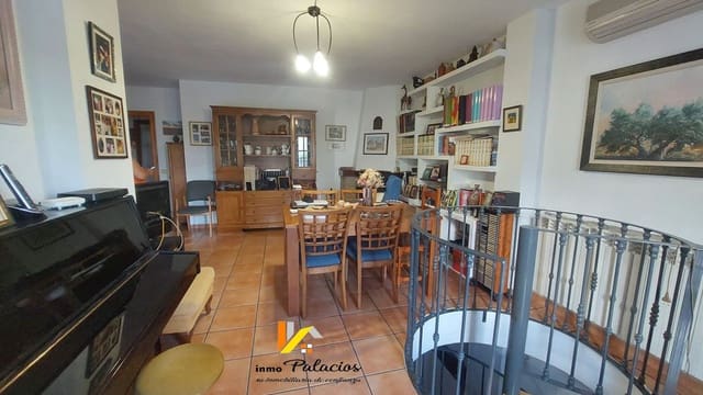 3 Zimmer Haus zu verkaufen in Quesada mit Garage - 150.000 € (Ref: 9462748)