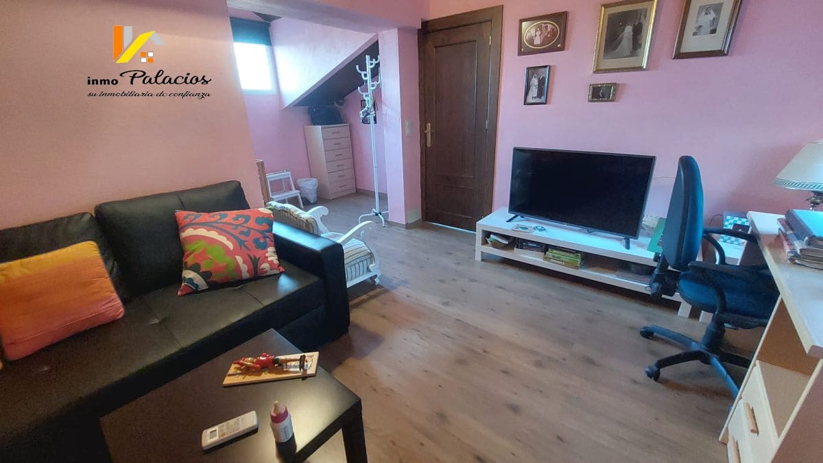 3 Zimmer Haus zu verkaufen in Quesada mit Garage - 150.000 € (Ref: 9462748)