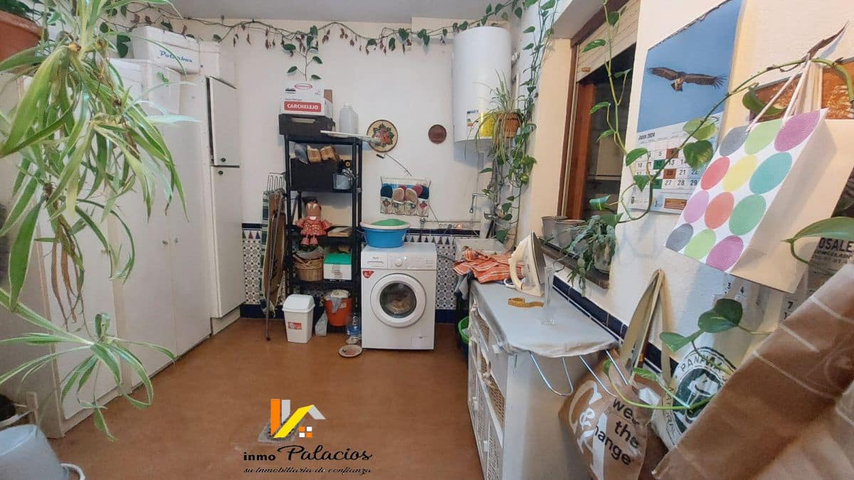 3 Zimmer Haus zu verkaufen in Quesada mit Garage - 150.000 € (Ref: 9462748)