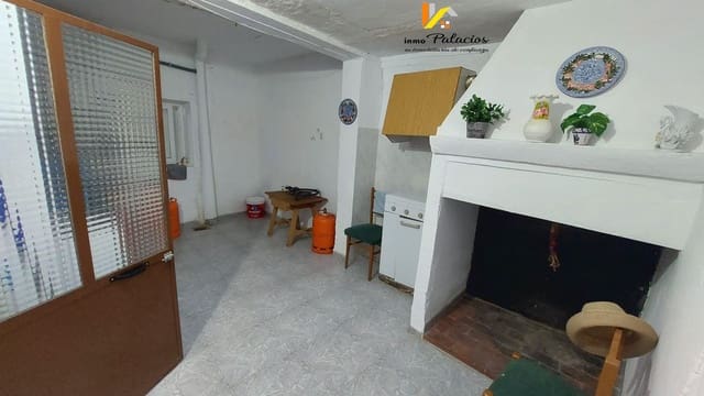 4 Zimmer Haus zu verkaufen in Quesada - 50.000 € (Ref: 9462749)