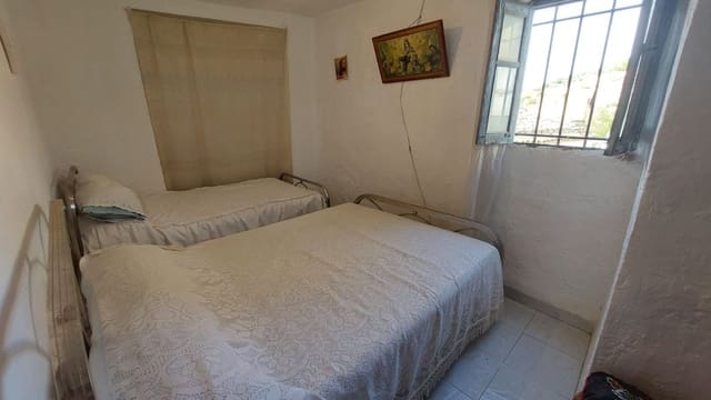 4 Zimmer Haus zu verkaufen in Quesada - 24.000 € (Ref: 9462752)