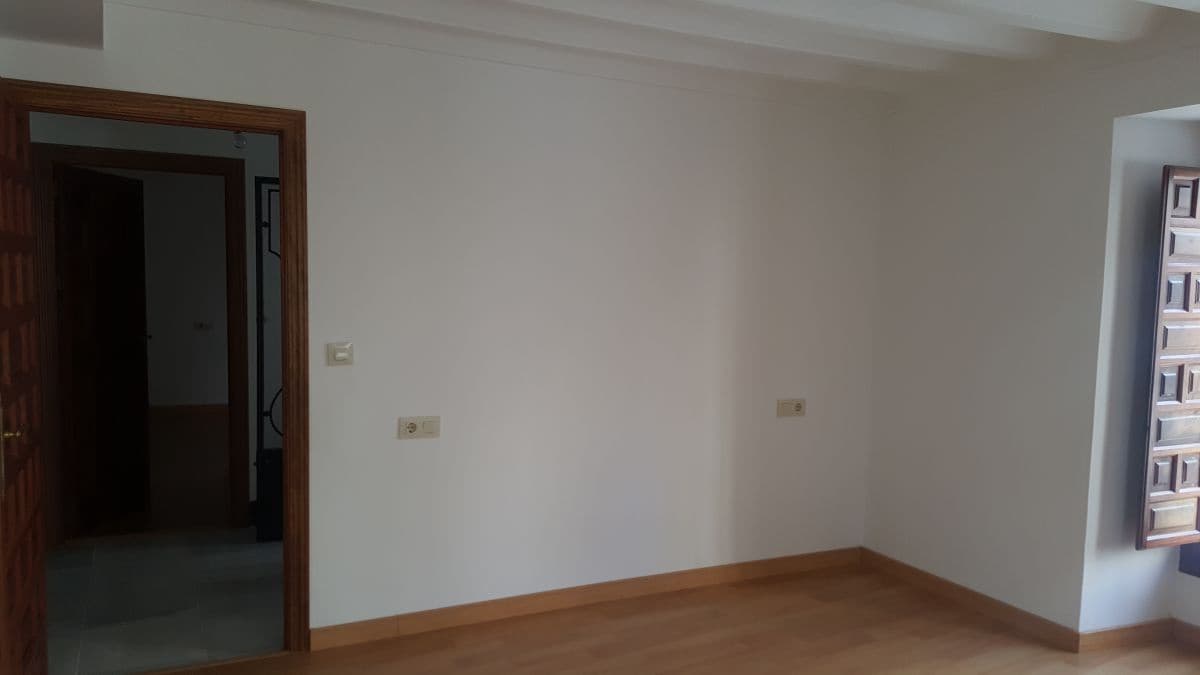 4 Zimmer Haus zu verkaufen in Quesada mit Garage - 160.000 € (Ref: 9465421)