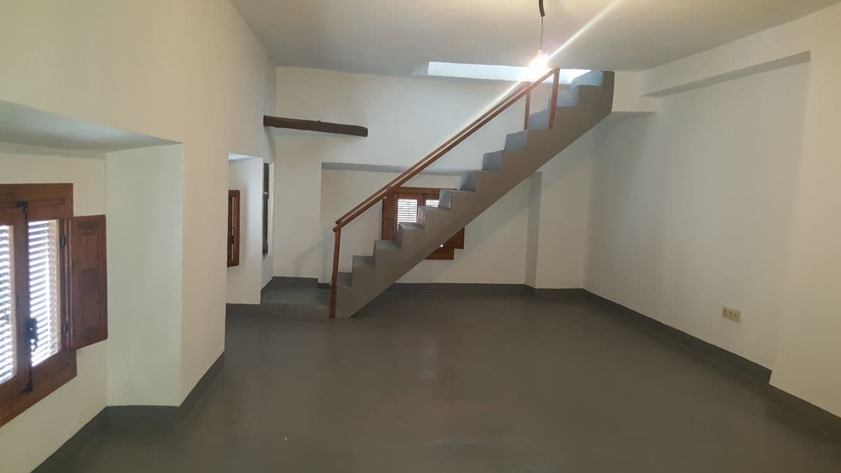 4 Zimmer Haus zu verkaufen in Quesada mit Garage - 160.000 € (Ref: 9465421)