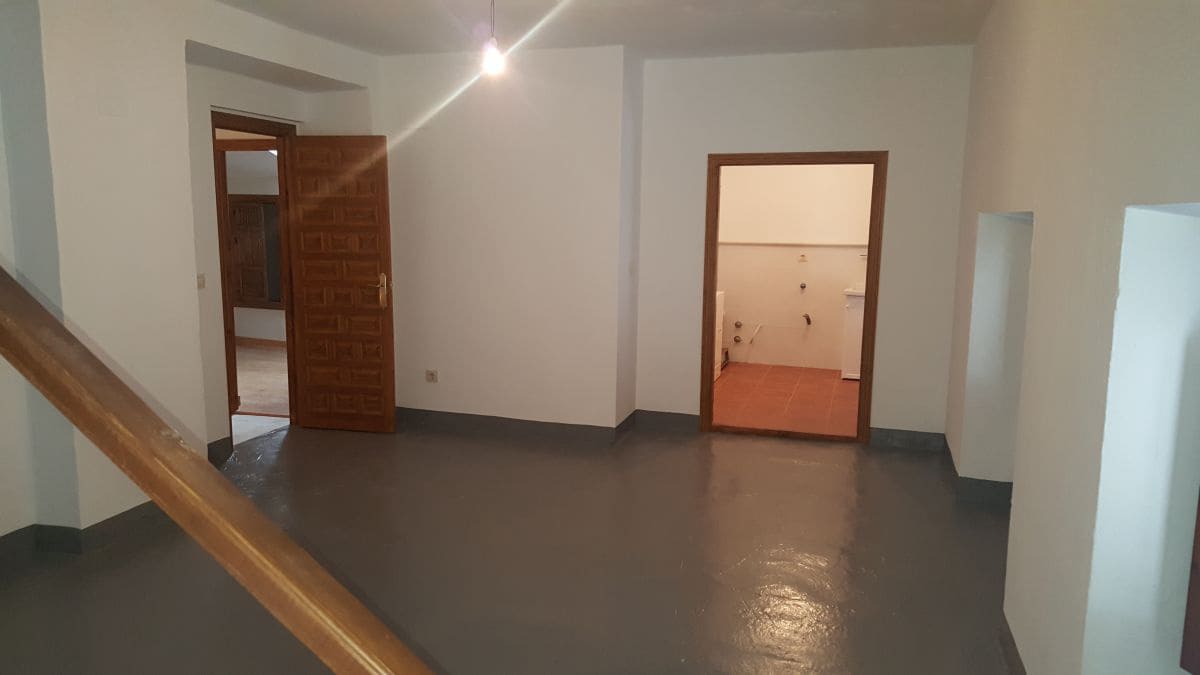 4 Zimmer Haus zu verkaufen in Quesada mit Garage - 160.000 € (Ref: 9465421)