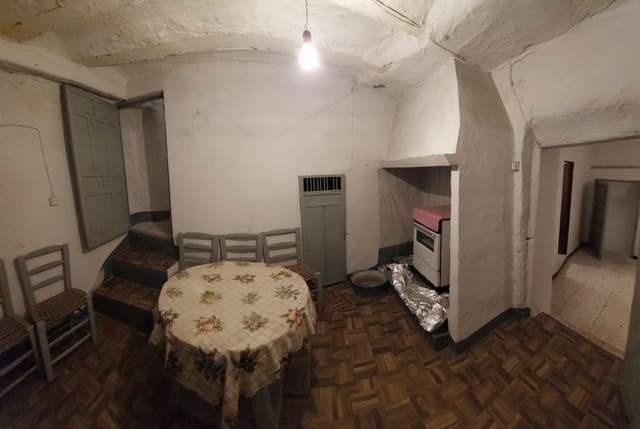 Haus zu verkaufen in Quesada - 30.000 € (Ref: 9465422)