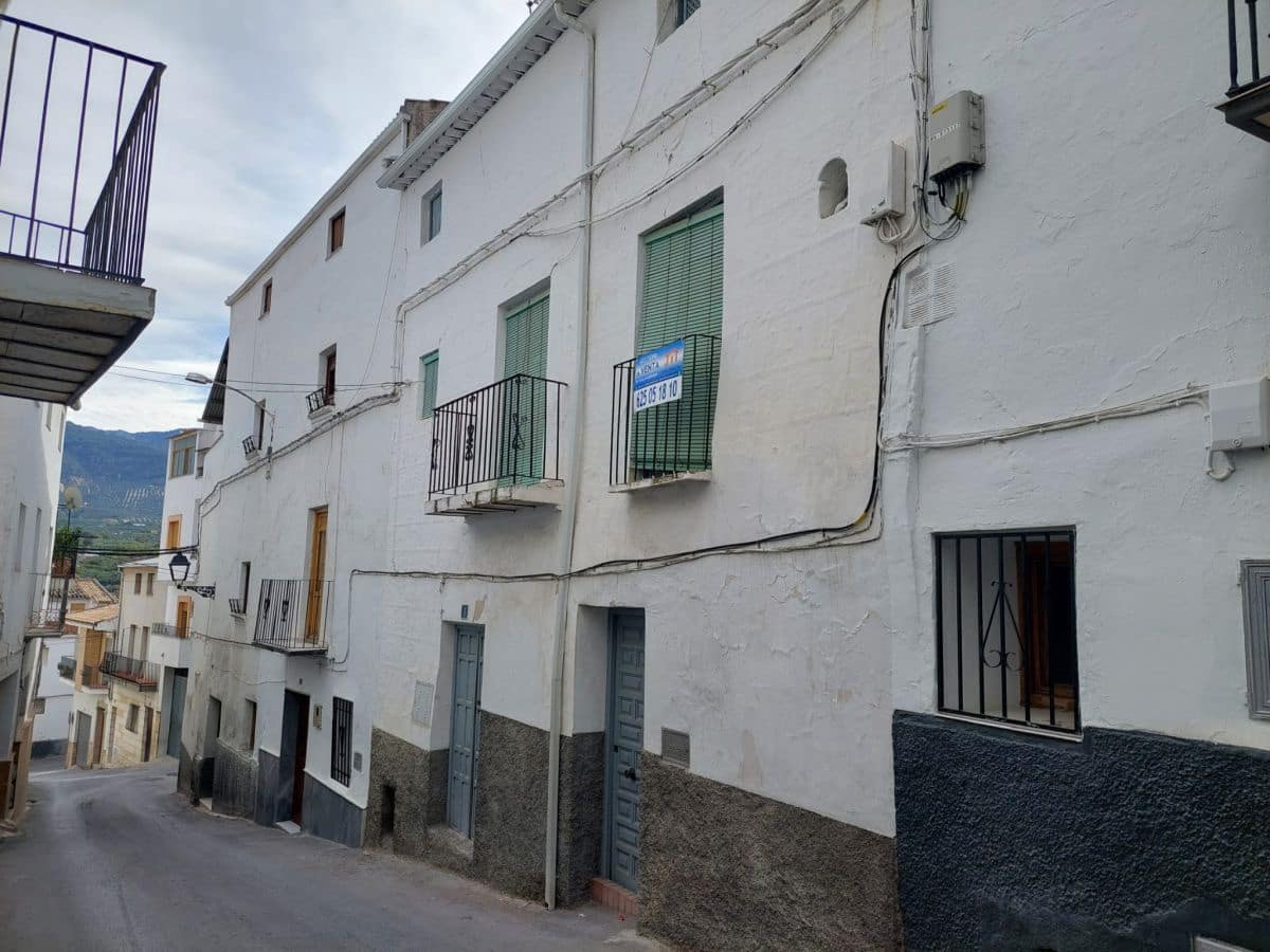 Haus zu verkaufen in Quesada - 30.000 € (Ref: 9465422)