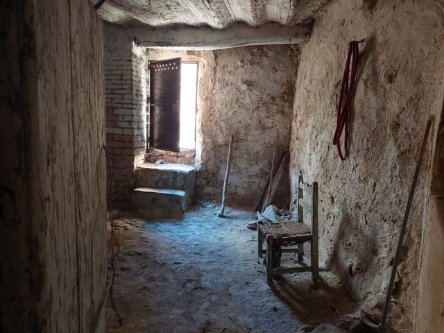 Haus zu verkaufen in Quesada - 30.000 € (Ref: 9465422)