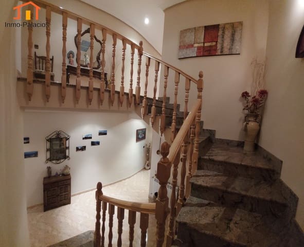 3 Zimmer Haus zu verkaufen in Quesada mit Garage - 125.000 € (Ref: 9465423)