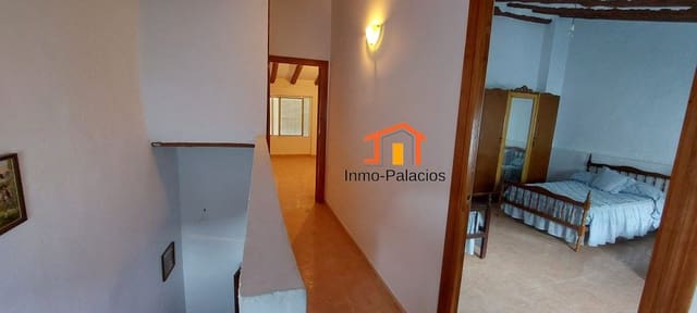 4 Zimmer Haus zu verkaufen in Quesada mit Garage - 69.000 € (Ref: 9465424)