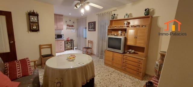 4 Zimmer Haus zu verkaufen in Quesada mit Garage - 69.000 € (Ref: 9465424)