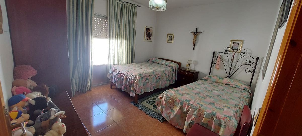 6 Zimmer Haus zu verkaufen in Quesada - 160.000 € (Ref: 9465425)